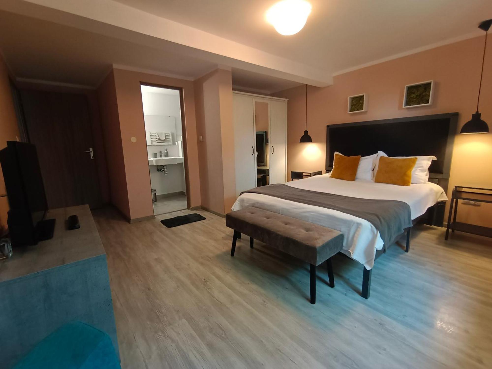 Pif Apart Livada Postei Braşov Esterno foto
