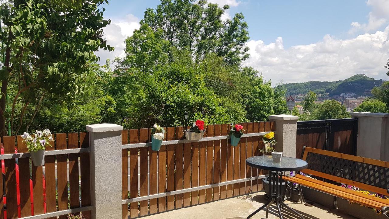 Pif Apart Livada Postei Braşov Esterno foto